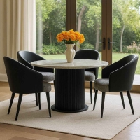 Plush 'Stanza' Dining Set