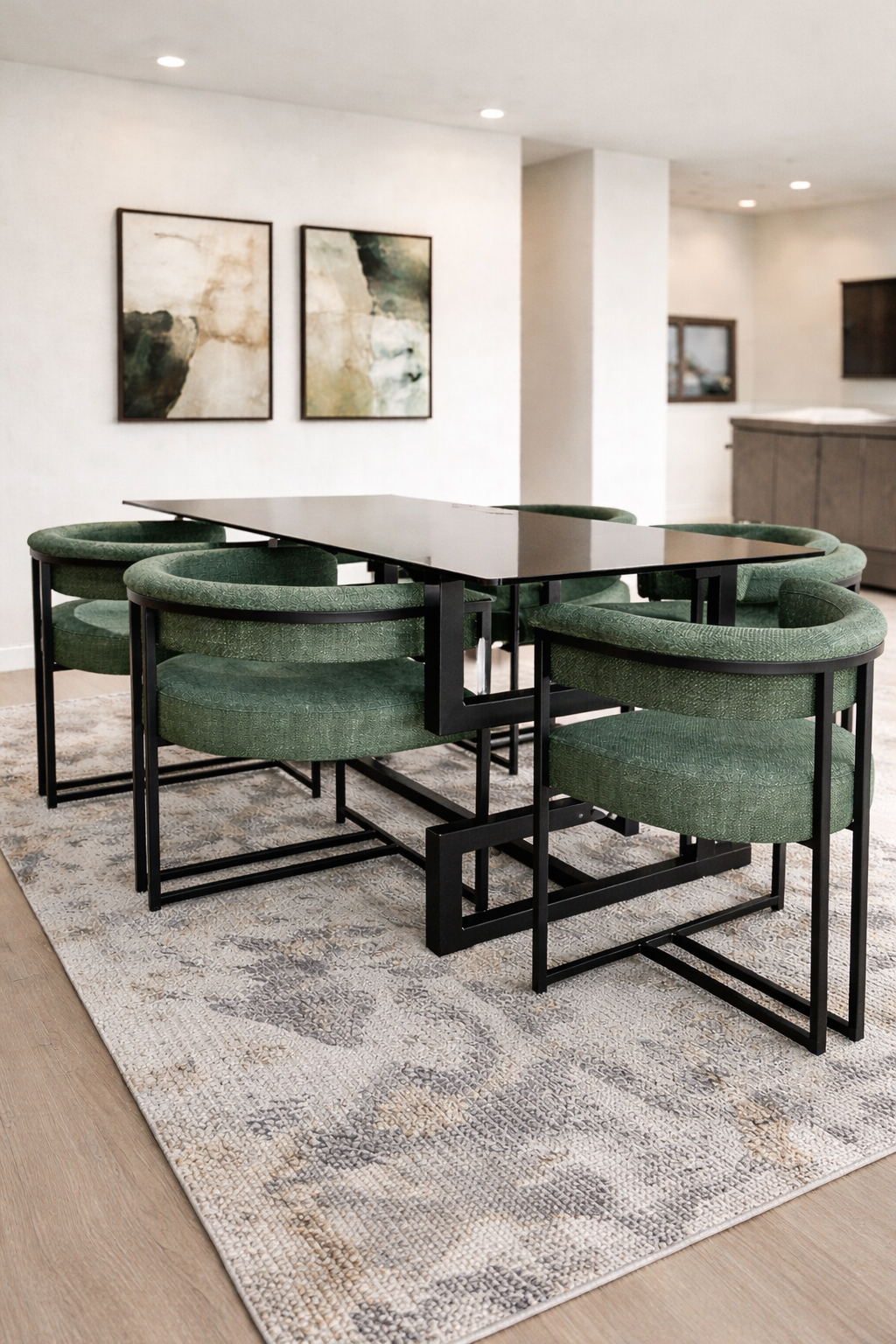 Izwi Dining Set