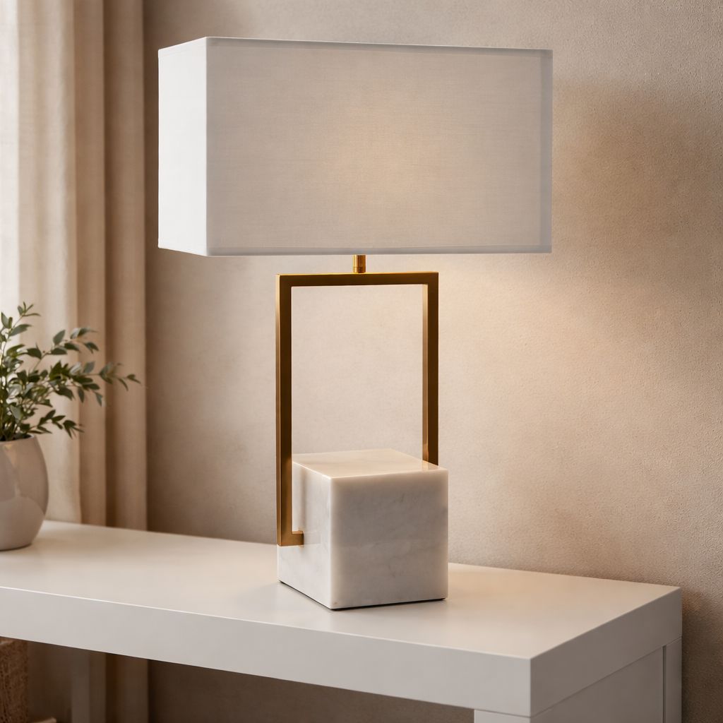 Plush “Pillar Frame” Lamp