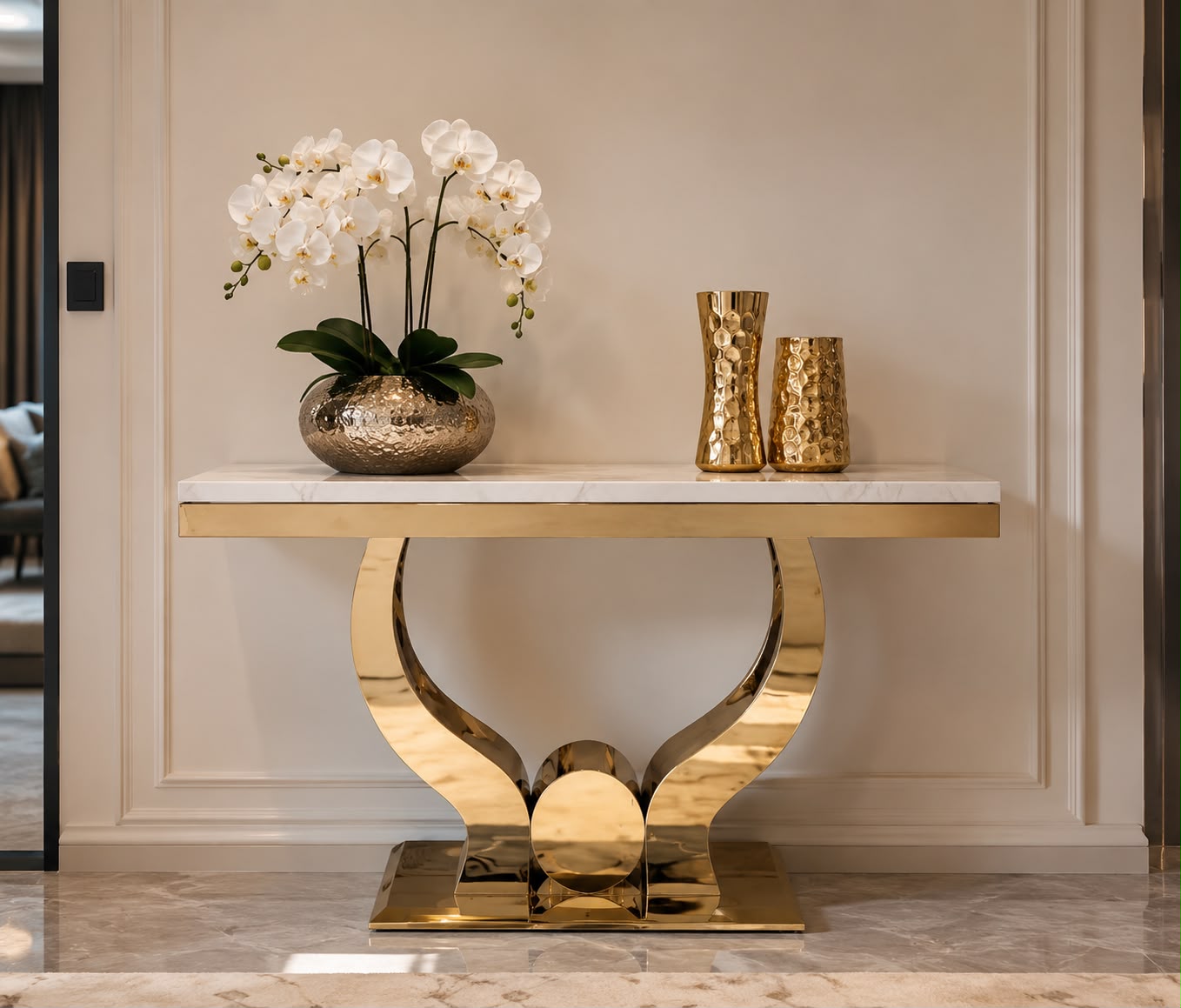 Plush Aurelian Tusk Grand Console