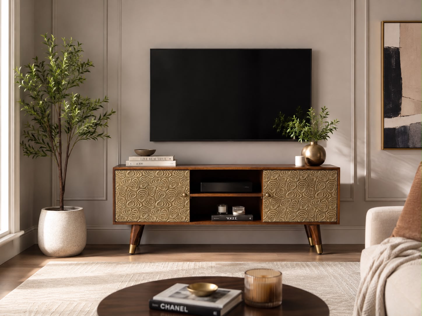 Plush Solaris Media Console